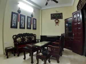 BÁN GẤP NHÀ THANH TRÌ - ĐỂ LẠI NỘI THẤT - 5 NGỦ VỪA Ở VỪA CHO THUÊ HÁI RA TIỀN- 50M - 4 TỶ ( TL)